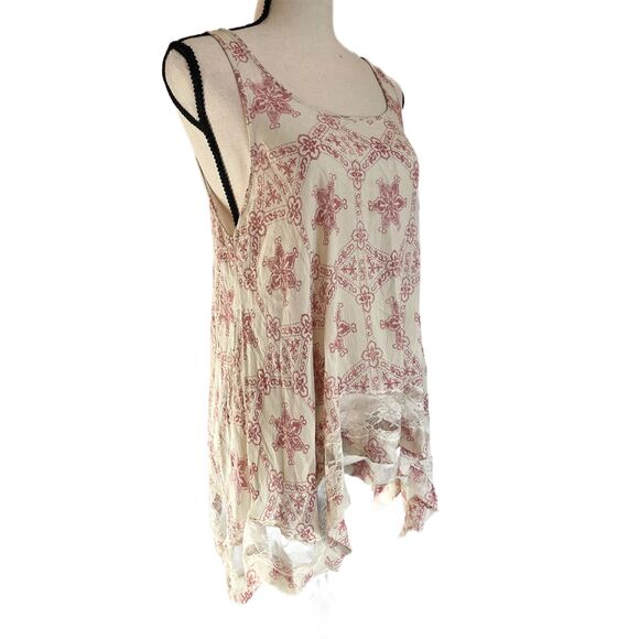 Mimi Chica Soho Sharkbite Tunic | Pink Paisley Lace Trim Festival Top | Size M - Picture 4 of 15